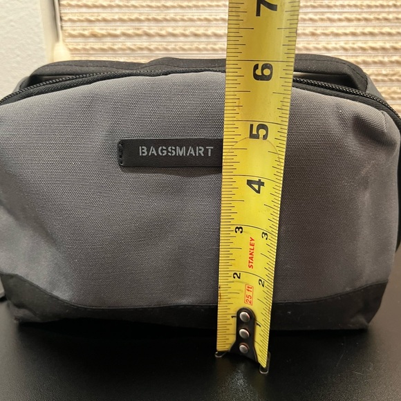 Best Bagsmart Grey and Black Travel Tech Gadget, Jewelry, MakeUp, Bag - Picture 6 of 7